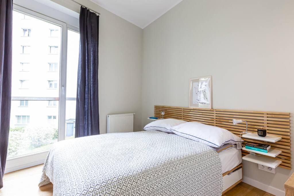 ורשה Bright And Cozy Apartment Near Park, With A Huge Terrace. מראה חיצוני תמונה